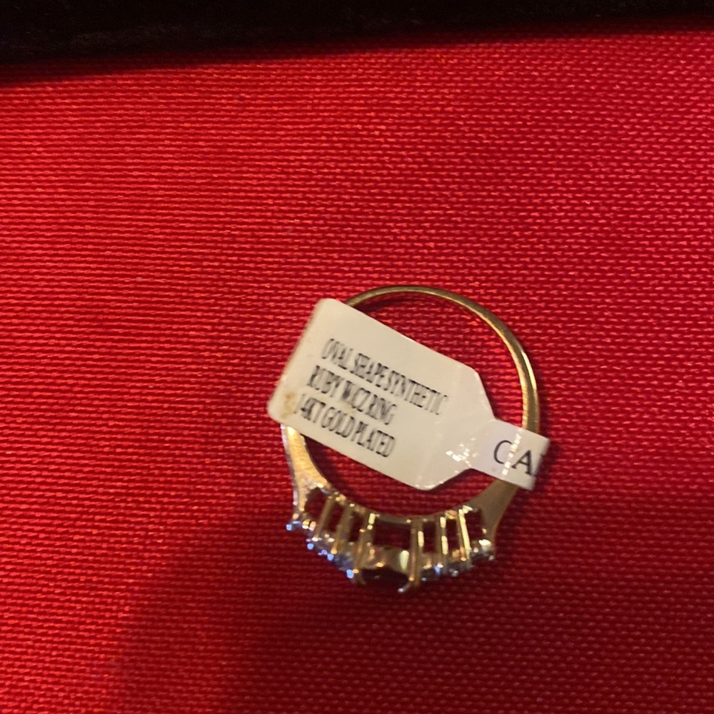 Ruby ring - Picture 3 of 4